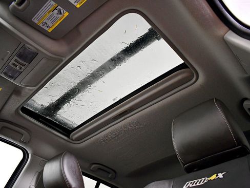 Used 2019 Nissan Frontier PRO-4X w/ Pro-4x Luxury Package image 34