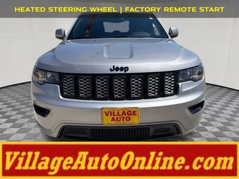 Used 2018 Jeep Grand Cherokee Altitude AWD/4WD image 6