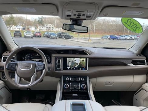 Used 2022 GMC Yukon XL Denali w/ Max Trailering Package AWD/4WD image 15