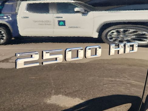 Used 2024 Chevrolet Silverado 2500 Custom w/ Custom Value Package image 11