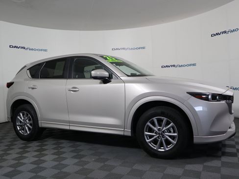 Certified 2025 MAZDA CX-5 AWD 2.5 S w/ Select Package image 4