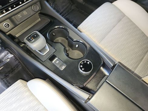 Certified 2023 Nissan Rogue SV AWD/4WD image 21