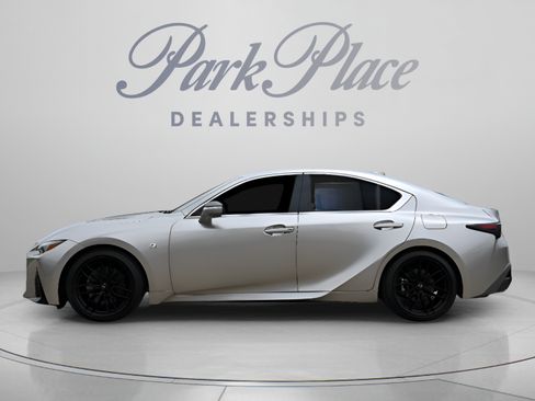 Used 2023 Lexus IS 350 F Sport w/ Handling Package RWD image 2