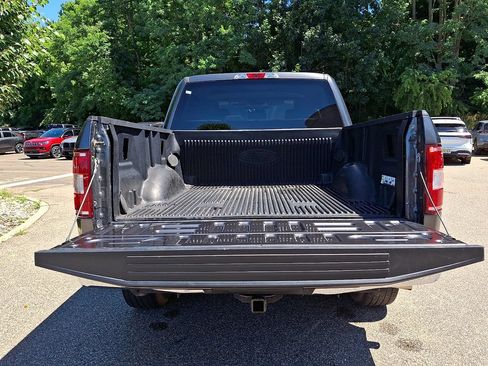 Used 2018 Ford F150 XLT w/ Equipment Group 302A Luxury AWD/4WD image 29