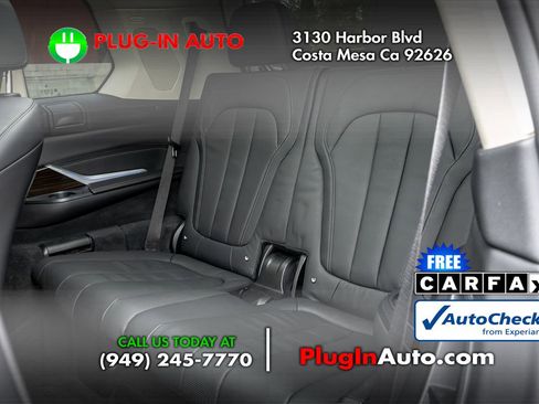 Used 2021 BMW X7 xDrive40i w/ Premium Package AWD/4WD image 17