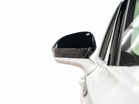 Used 2025 Lincoln Corsair Grand Touring w/ Towing Package image 11