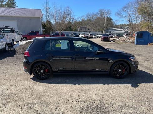 Used 2021 Volkswagen GTI SE image 4
