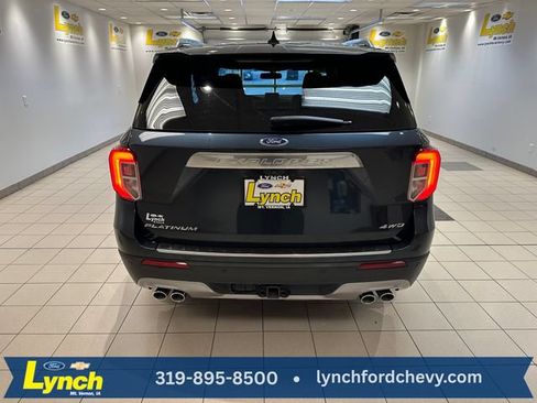 Certified 2023 Ford Explorer Platinum w/ Technology Package AWD/4WD image 32