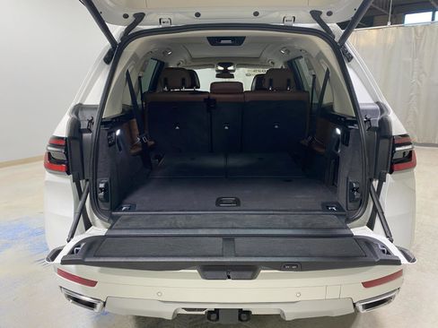 Certified 2025 BMW X7 xDrive40i w/ Premium Package image 33