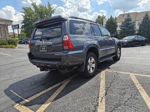 Used 2008 Toyota 4Runner SR5 w/ SR5 Extra Value Pkg 1 AWD/4WD image 5