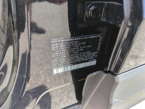 New 2025 Volkswagen Taos S image 43