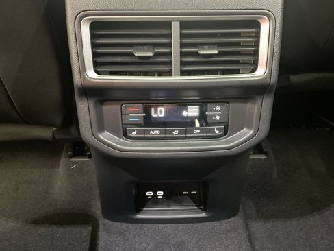 New 2026 Volkswagen Atlas SEL Premium R-Line AWD/4WD image 35