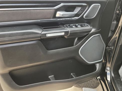 Used 2023 RAM 1500 Laramie AWD/4WD image 19