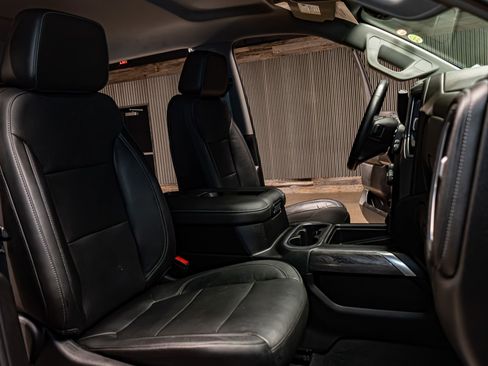 Used 2019 Chevrolet Silverado 1500 LTZ w/ LTZ Plus Package image 26