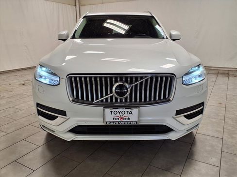 Used 2021 Volvo XC90 T6 Inscription w/ Climate Package image 2