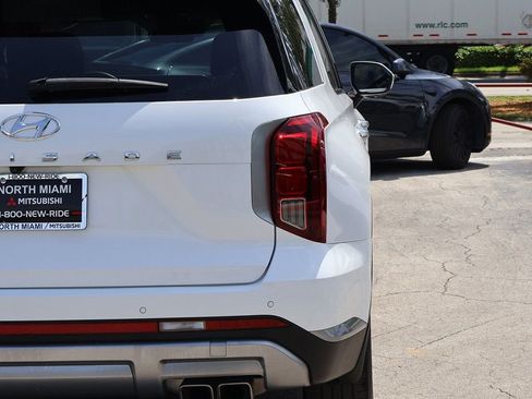 Used 2024 Hyundai Palisade SEL FWD image 17