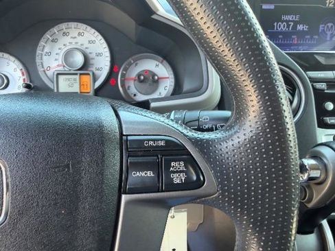 Used 2015 Honda Pilot LX image 23