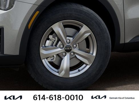 New 2026 Kia Sorento LX FWD image 12