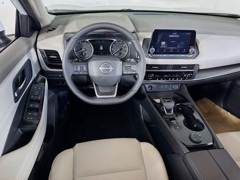 New 2026 Nissan Rogue SV image 25