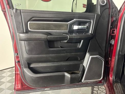 Used 2020 RAM 2500 Laramie AWD/4WD image 13