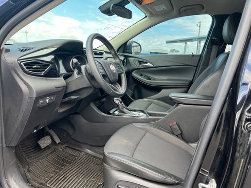 Used 2022 Buick Encore GX Preferred w/ Cold Weather Comfort Package FWD image 15