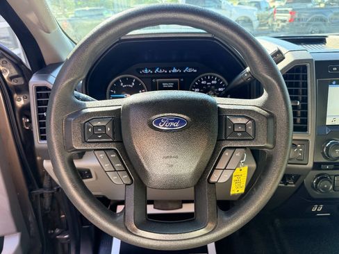 Used 2017 Ford F350 XL w/ STX Appearance Package AWD/4WD image 21