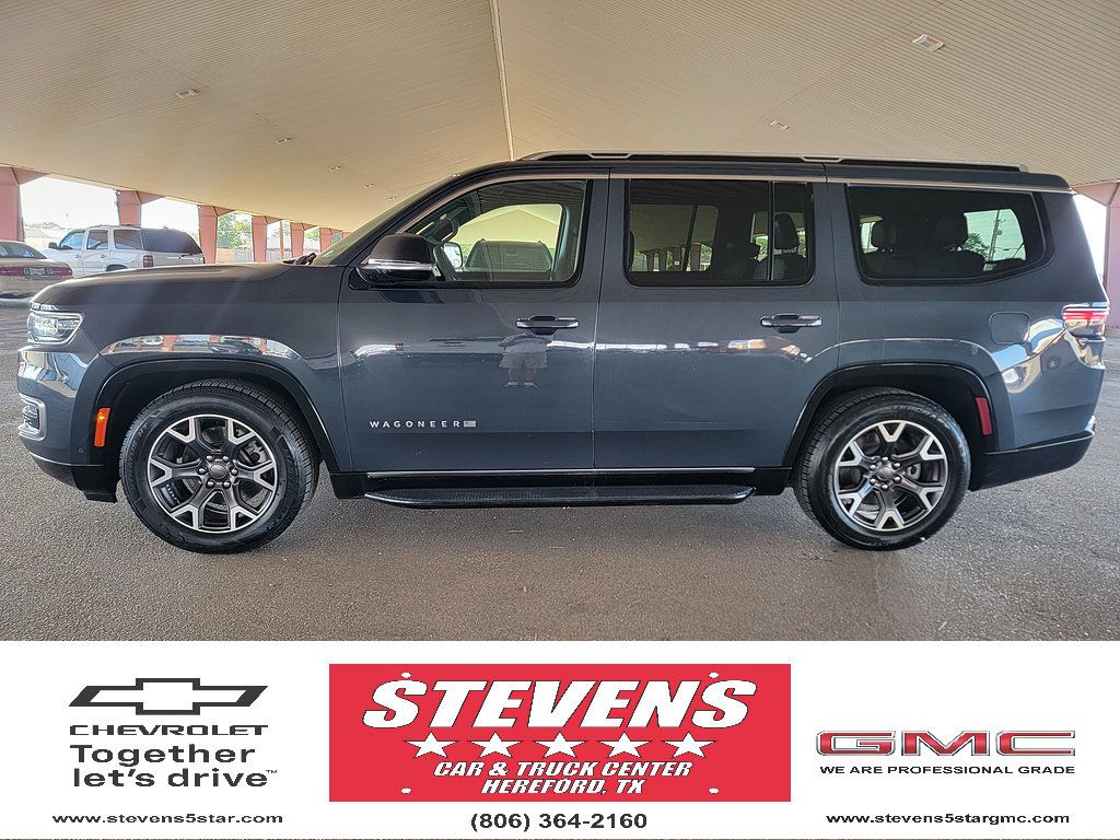 Used 2024 Jeep Wagoneer Series III AWD/4WD image 1
