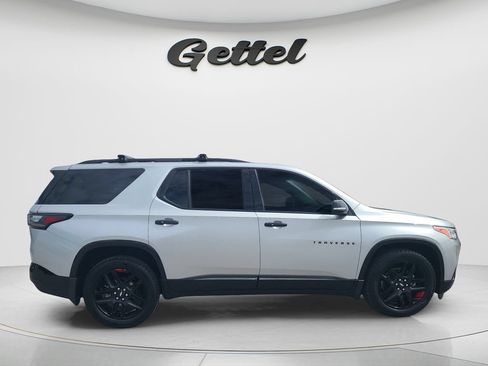 Used 2020 Chevrolet Traverse Premier w/ Redline Edition FWD image 4