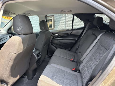 Used 2023 Chevrolet Equinox LT AWD/4WD image 8