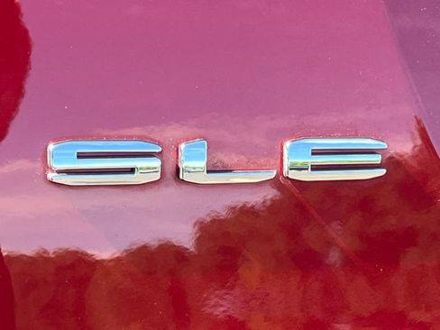 Used 2020 GMC Acadia SLE FWD image 11