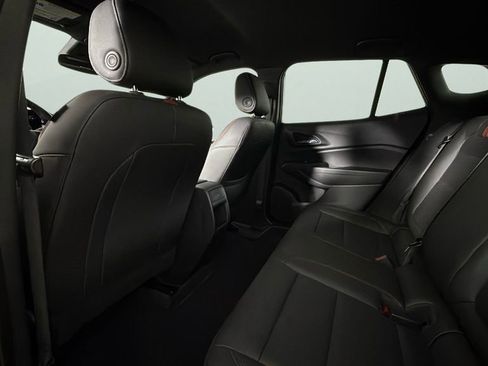 Certified 2025 Chevrolet Trax RS w/ Driver Confidence Package image 26