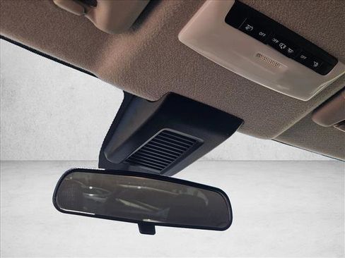 Used 2021 Nissan Kicks S FWD image 20