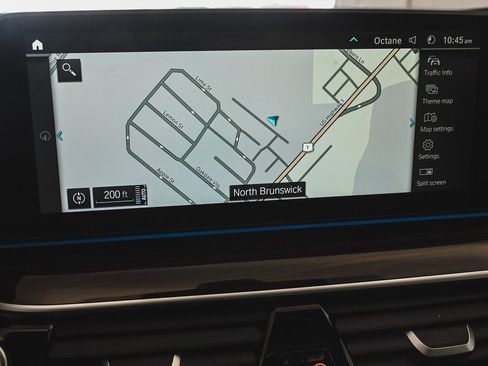 Used 2023 BMW 530e xDrive w/ Premium Package image 24