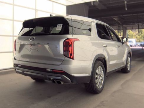 Used 2025 Hyundai Palisade SEL AWD/4WD image 16