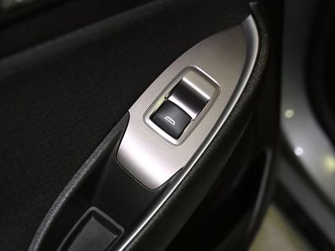 Used 2024 Chevrolet Malibu LT image 52