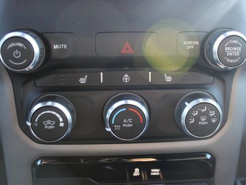 Used 2023 RAM 1500 Big Horn image 23