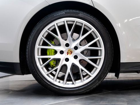 Used 2019 Porsche Panamera 4 AWD/4WD image 21