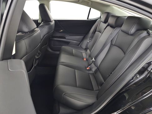Used 2025 Lexus ES 350 w/ Premium Package FWD image 32