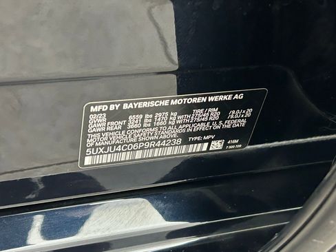 Used 2023 BMW X5 M50i w/ Executive Package image 32