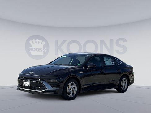 New 2026 Hyundai Sonata SE image 1