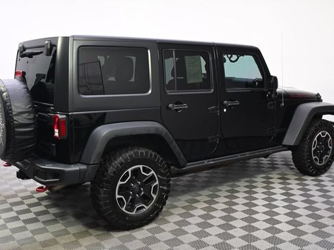 Used 2017 Jeep Wrangler Unlimited Rubicon w/ Max Tow Package AWD/4WD image 6