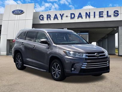 Used 2019 Toyota Highlander XLE