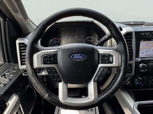 Used 2019 Ford F250 Lariat w/ Lariat Ultimate Package AWD/4WD image 31