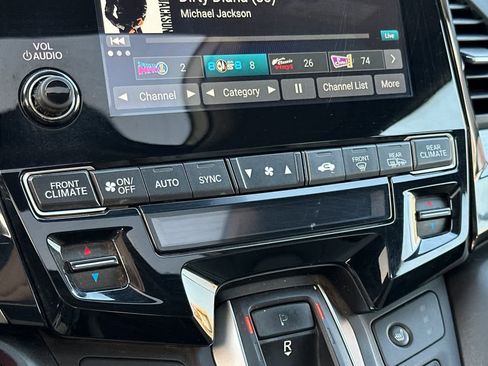 Used 2019 Honda Odyssey EX-L image 21