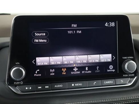 Used 2023 Nissan Rogue SV w/ SV Premium B Package AWD/4WD image 30