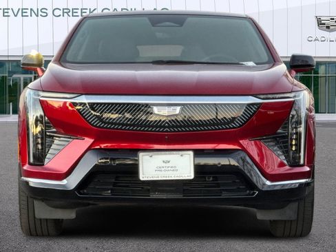 Certified 2025 Cadillac Optiq Luxury 1 image 8