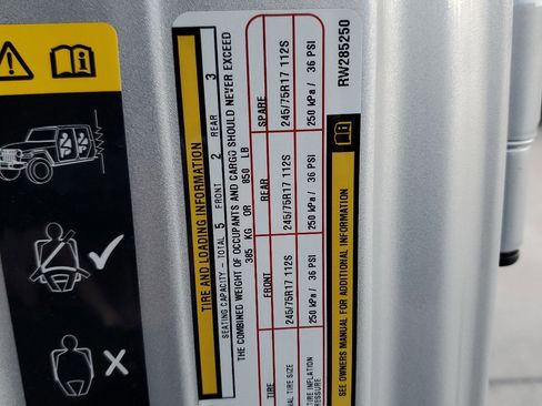 Certified 2024 Jeep Wrangler Sport S image 32