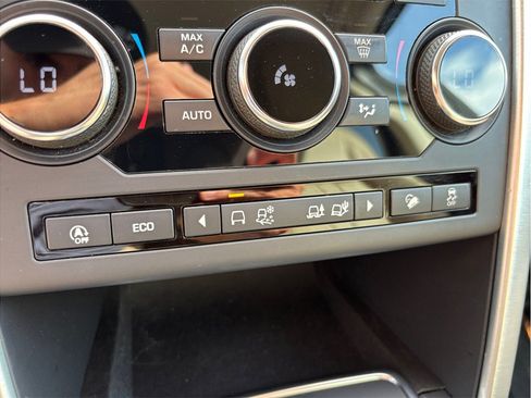Used 2019 Land Rover Discovery Sport HSE AWD/4WD image 36