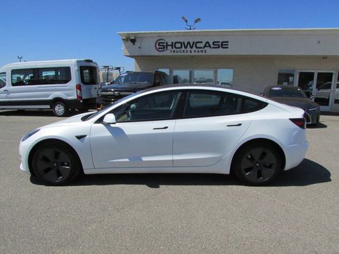 Used 2023 Tesla Model 3 Long Range AWD/4WD image 9