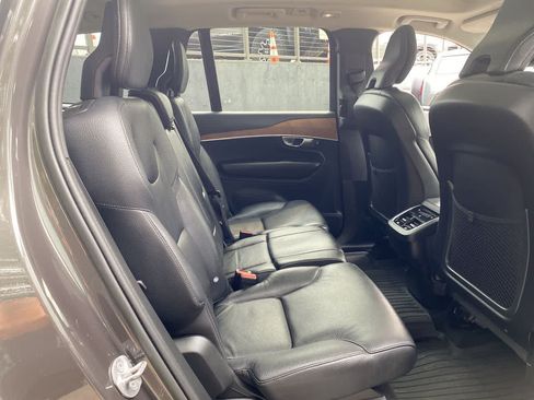 Used 2023 Volvo XC90 B6 Plus w/ Protection Package AWD/4WD image 18